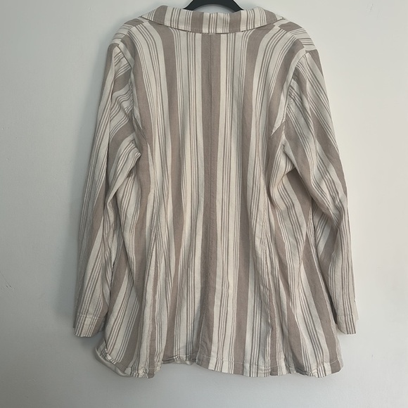 Torrid Two button Linen Blend pin Striped Blazer Womens Size 2X Neutral Modern - Picture 5 of 6